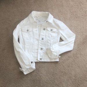 White Jean Jacket ! NWOT